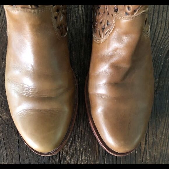 Corso Como Spiro - Whiskey Burnish Laser Cut Boots - Picture 5 of 11